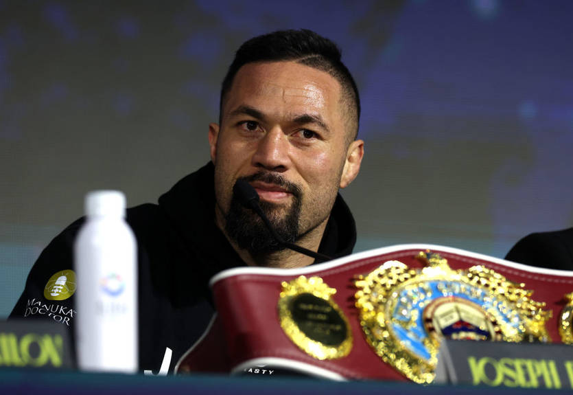 "Ему все равно": Менеджер оценил готовность Паркера к новому сопернику "Ему все равно": Менеджер оценил готовность Паркера к новому сопернику