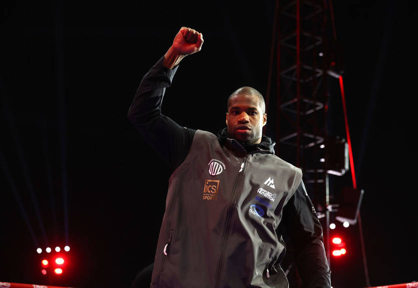 Воррен назвав потенційних суперників Дюбуа після зриву бою з Паркером