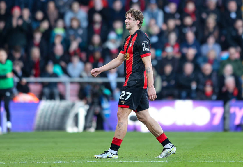 Забарний вперше отримав червону в складі Борнмута