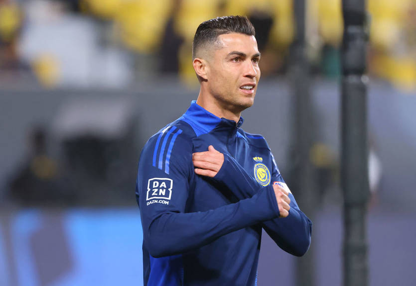 "Рад снова видеть тебя, чемпион": Роналду показал фото с Усиком "Рад снова видеть тебя, чемпион": Роналду показал фото с Усиком