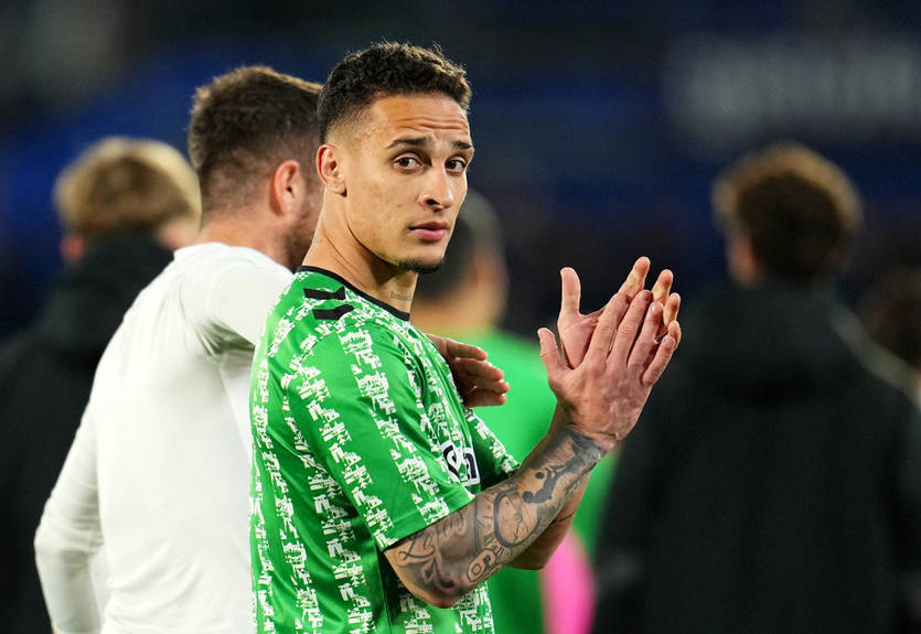 Антоні зможе зіграти проти Реалу - апеляцію Бетіса щодо червоної задовільнили