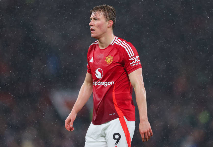 Манчестер Юнайтед готовий відпустити свого форварда в обмін на іншого зіркового нападника