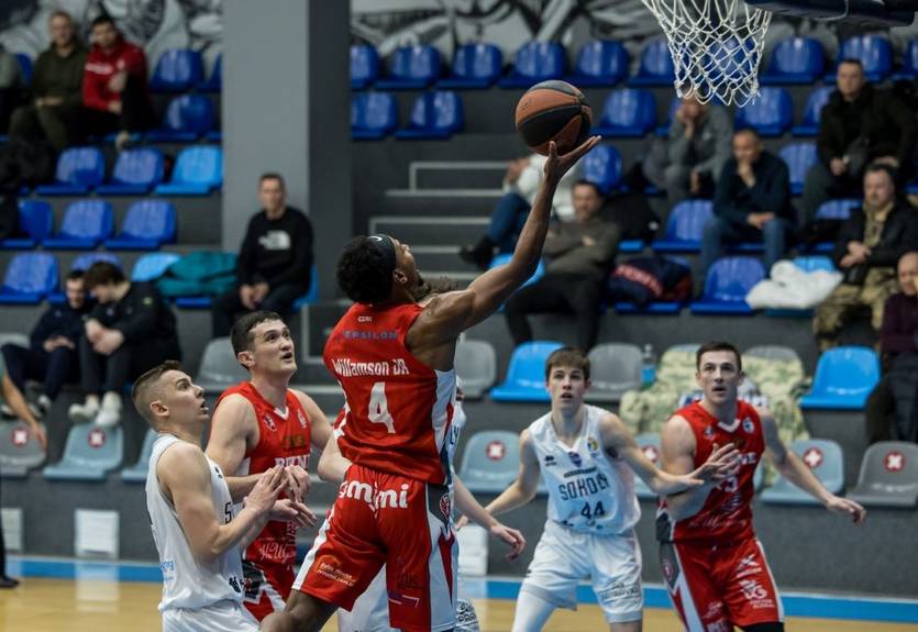 Дніпро та Рівне пробилися у фінал Кубка України: ФБУ змінила дату поєдинку