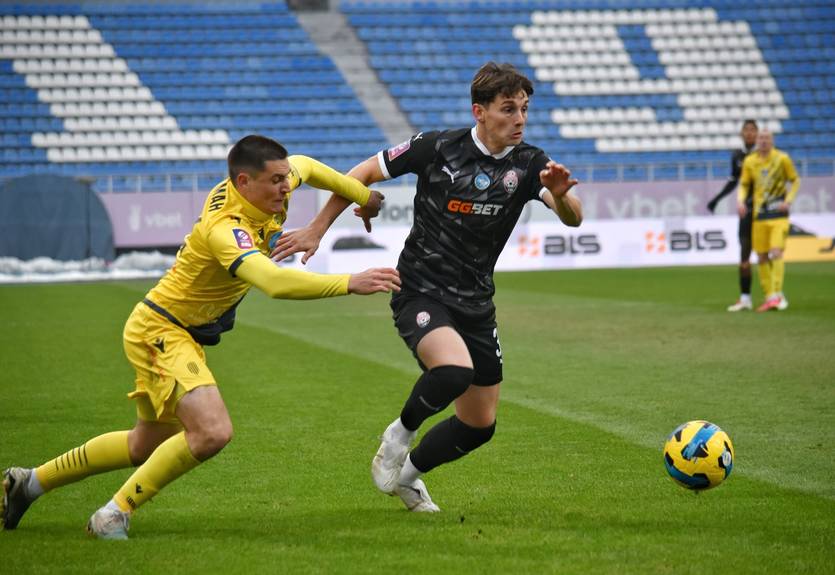 Заря уверенно разобралась с Рухом (02.03.25)