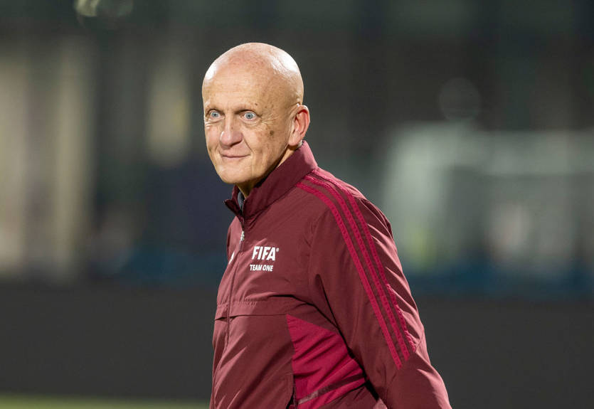 Коллина - об оскорблениях судей: Это рак, который может убить футбол