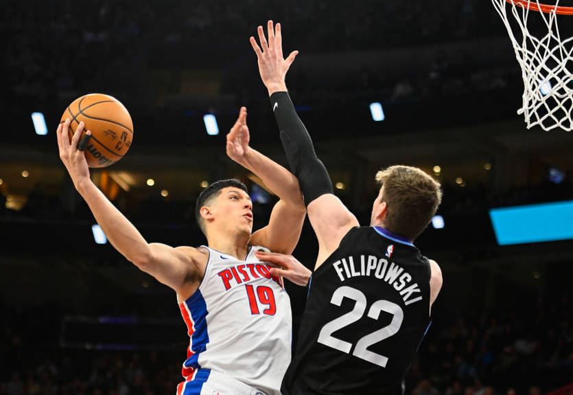 НБА: Детройт разгромил Юту, Атланта не без проблем одолела Мемфис