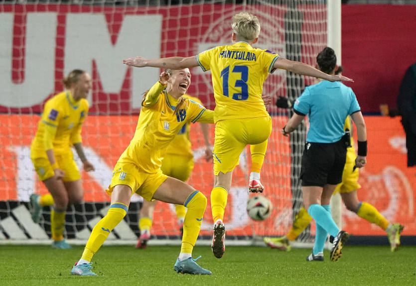 Украина приблизилась к Аргентине в рейтинге ФИФА Украина приблизилась к Аргентине в рейтинге ФИФА