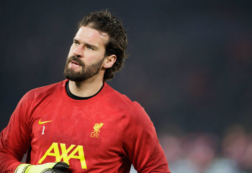 Алиссон повторил достижение Лунина в Лиге чемпионов