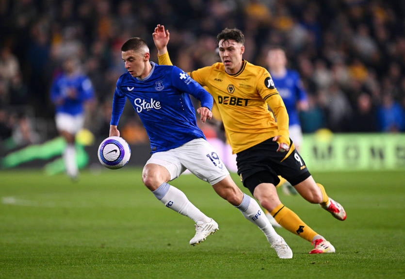 Эвертон Миколенко расписал ничью с Вулверхэмптоном Эвертон Миколенко расписал ничью с Вулверхэмптоном