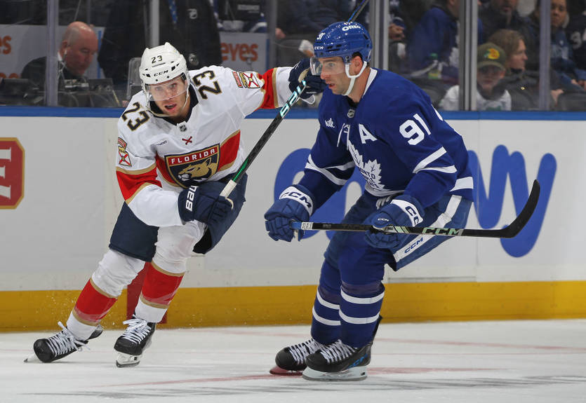 НХЛ: Флорида одолела Торонто, Эдмонтон проиграл Нью-Джерси, победы Питтсбурга, Вегаса и Рейнджерс