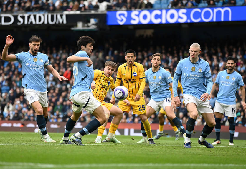 Манчестер Сити потерял очки в матче с Брайтоном