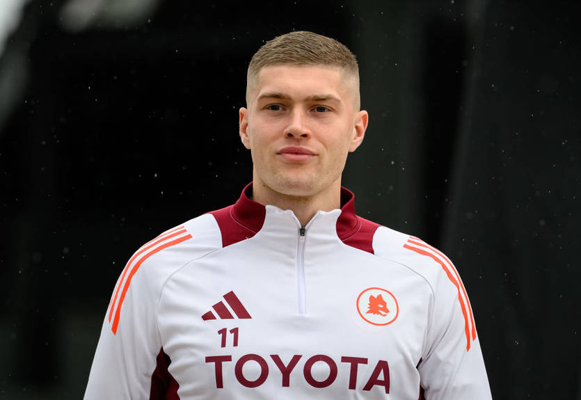 Рома собирается обменять Довбика на полузащитника Интера - источник