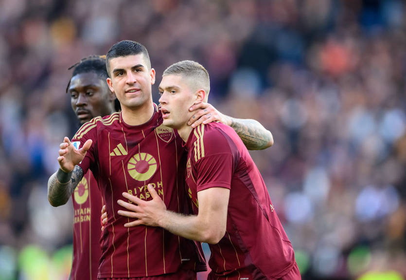 Рома обыграла Кальяри благодаря голу Довбика