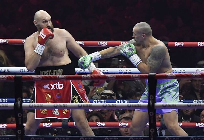 Бывший чемпион назвал боксера, который почти победил Усика