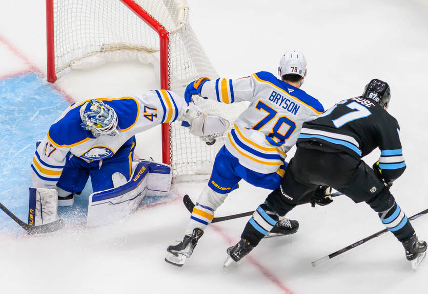 НХЛ: Питтсбург разгромил Коламбус НХЛ: Питтсбург разгромил Коламбус