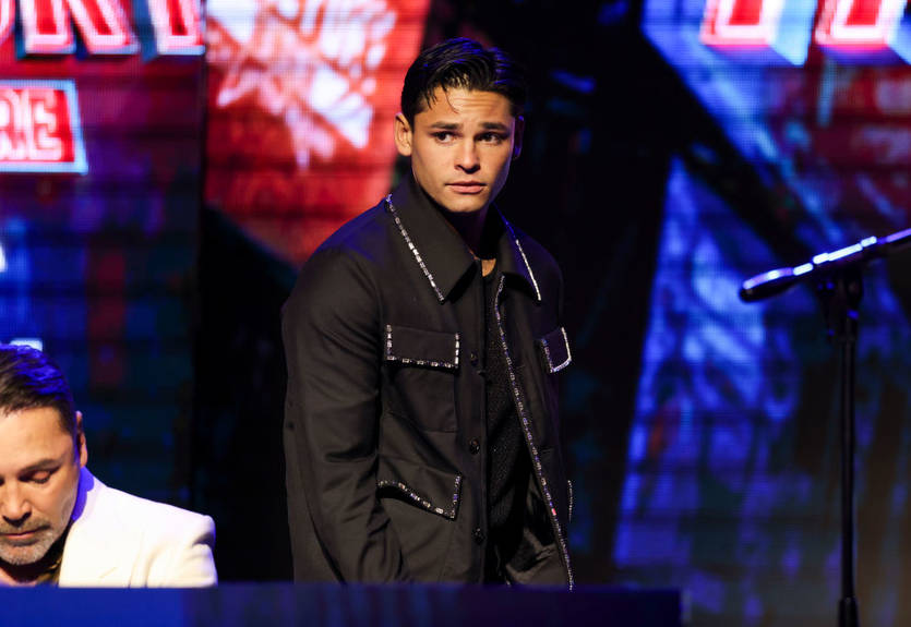 "Он ни за что не сможет победить": Райан Гарсия сделал прогноз на бой Кроуфорд - Канело