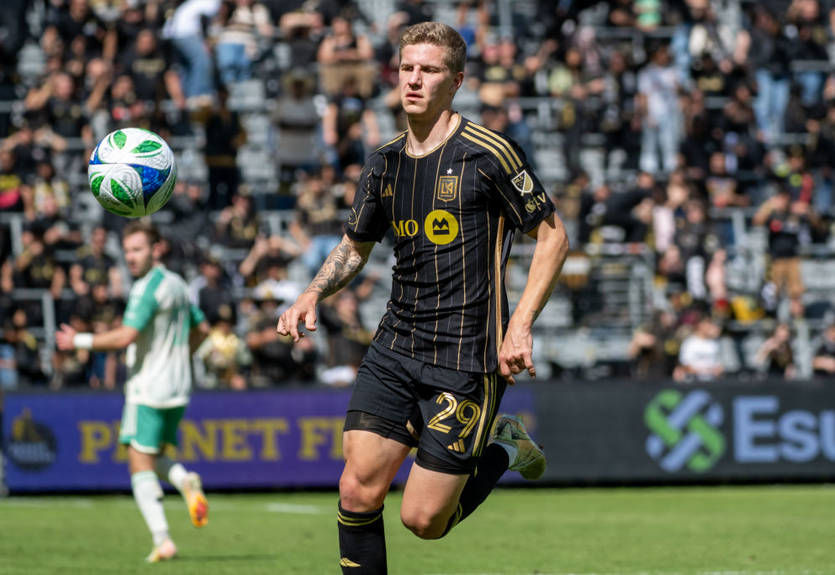 Украинец из MLS: Есть желание сфотографироваться с Месси после игры Украинец из MLS: Есть желание сфотографироваться с Месси после игры