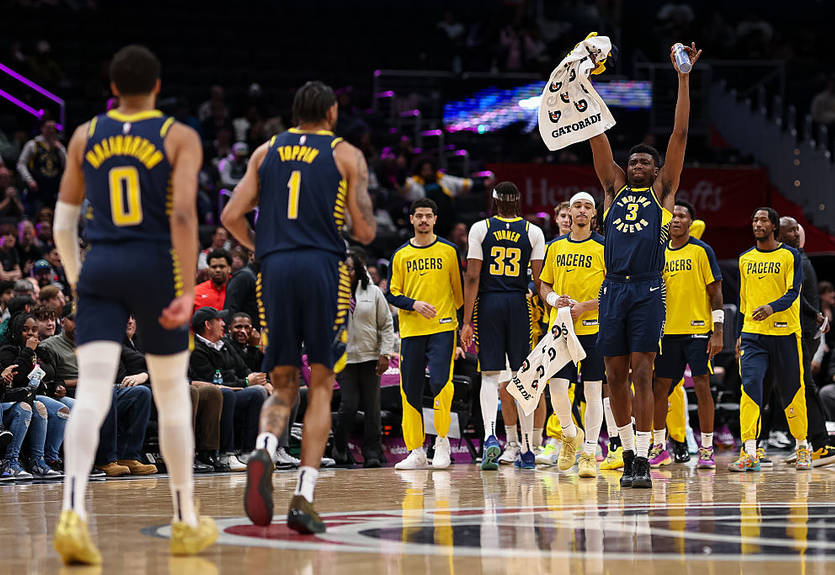 НБА: Индиана набрала рекордное количество очков в истории, Гидди обыграл Лейкерс баззером с центра площадки