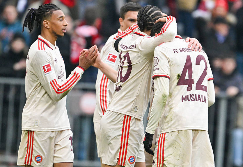 Баварія спокійно впоралась з аутсайдером Бундесліги Баварія спокійно впоралась з аутсайдером Бундесліги