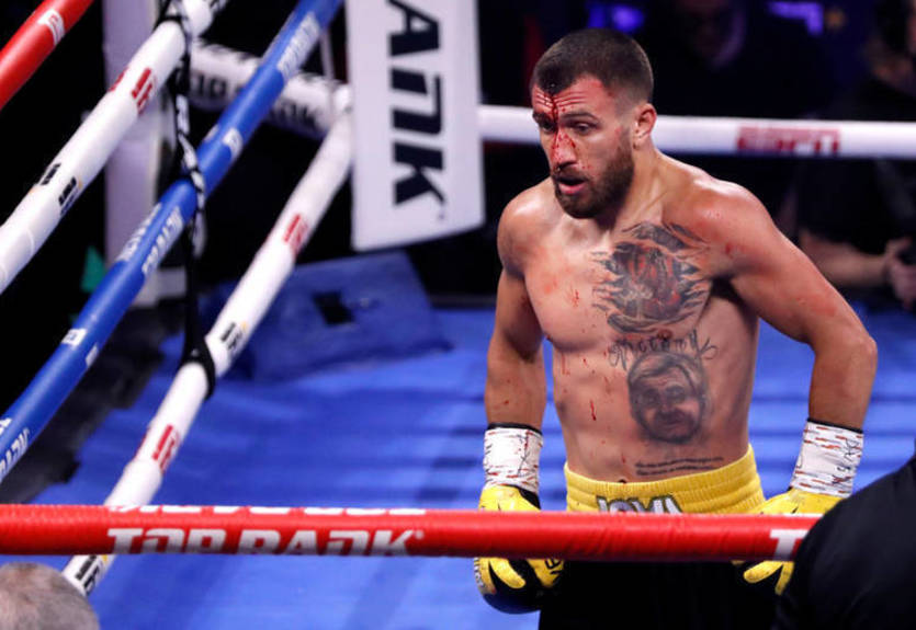 "Решение зависит не от него": Промоутер Ломаченко рассказал, может ли тот вернуться в ринг