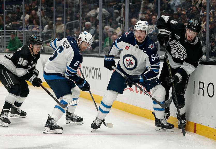 НХЛ: Вашингтон важко обіграв Бостон, Вінніпег програв