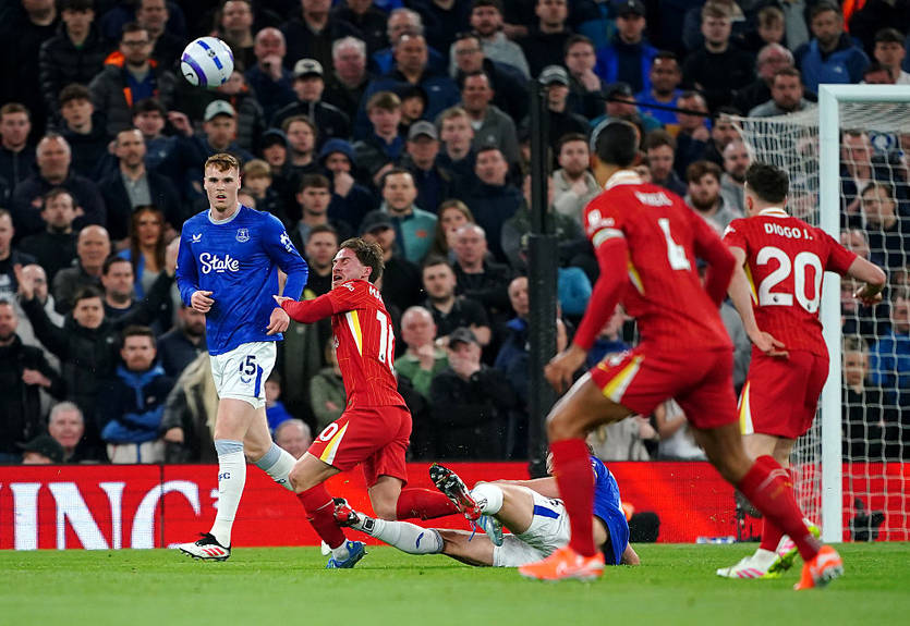 PGMOL визнав помилкою арбітра невдалення в мерсисайдському дербі