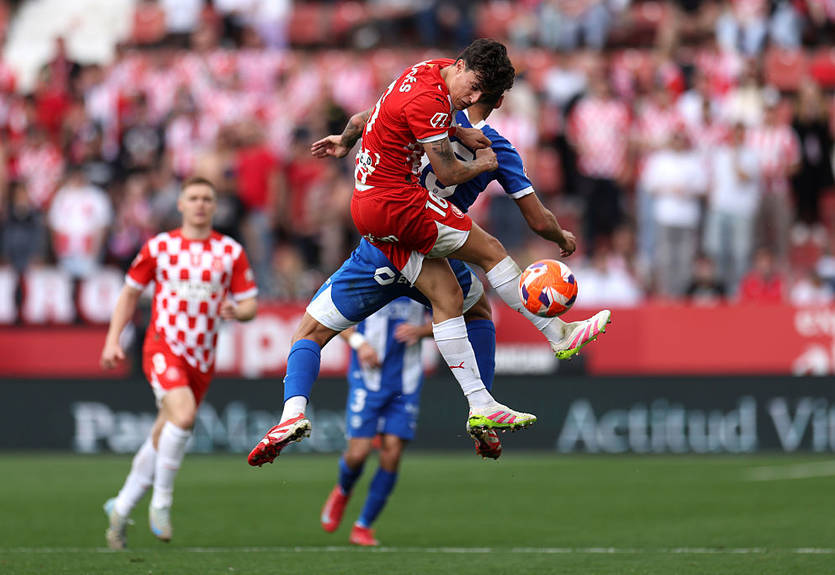 Жирона с Цыганковым уступила дома Алавесу