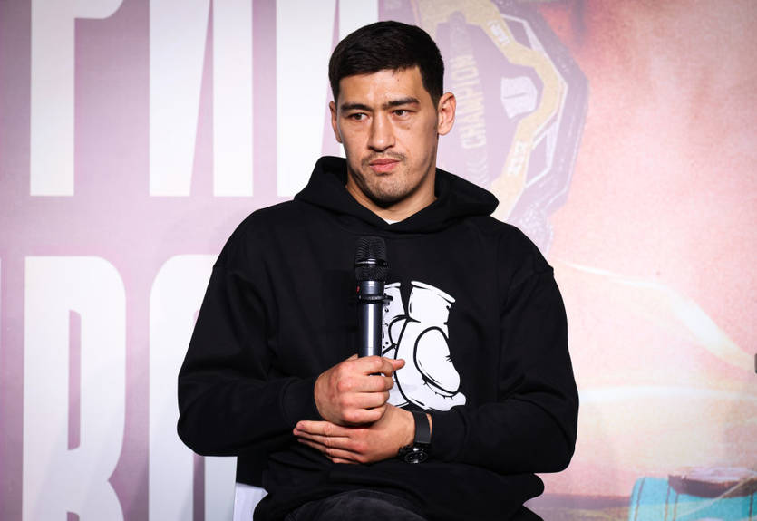 Росіянин Бівол відмовився від титулу WBC заради бою з Бетербієвим