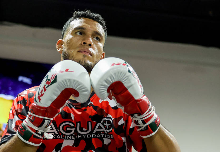 Бенавідес відреагував на те, що став новим чемпіоном WBC після відмови Бівола від їхнього бою Бенавідес відреагував на те, що став новим чемпіоном WBC після відмови Бівола від їхнього бою