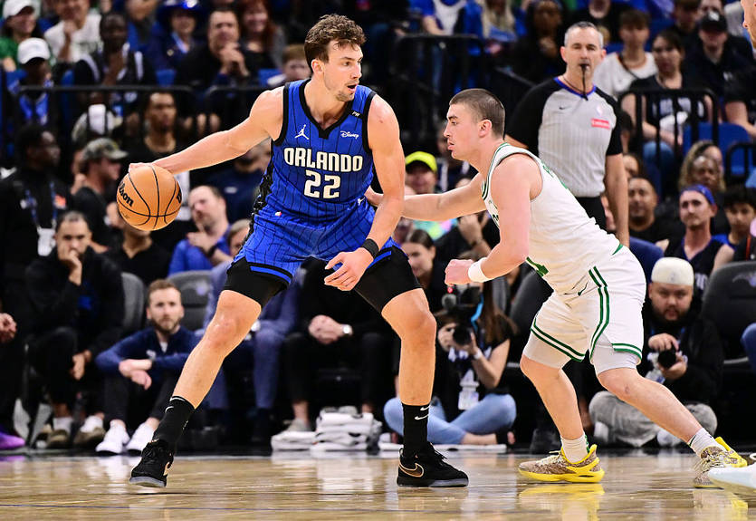 НБА: Орландо обыграл ролевиков Бостона, Михайлюк помог Юте победить