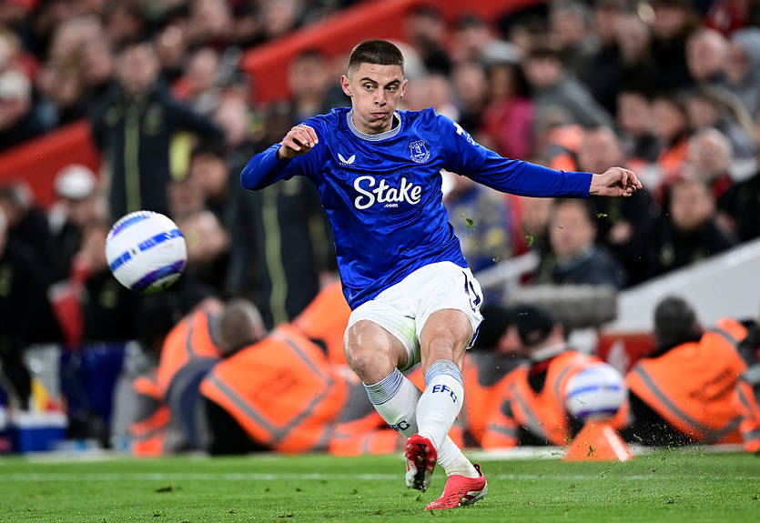 Миколенко возобновил тренировки после травмы