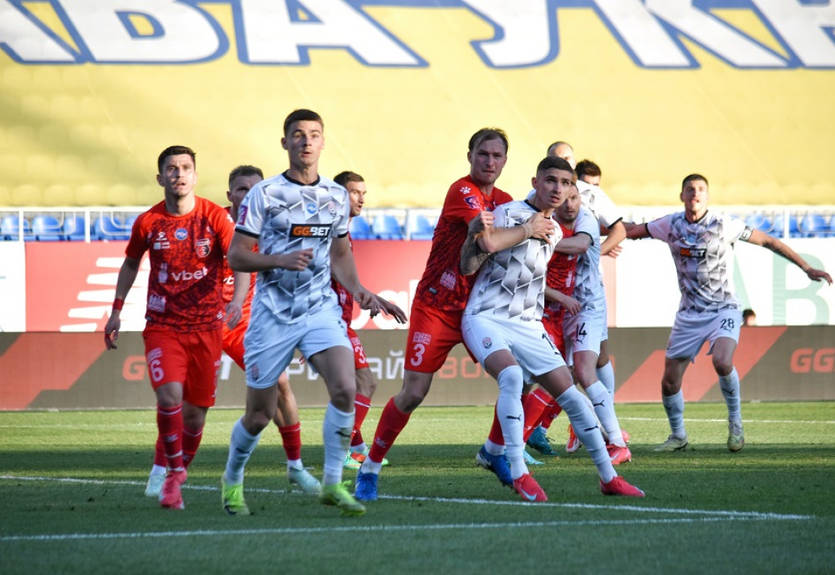 Верес із антидублем Харатіна здолав Зорю