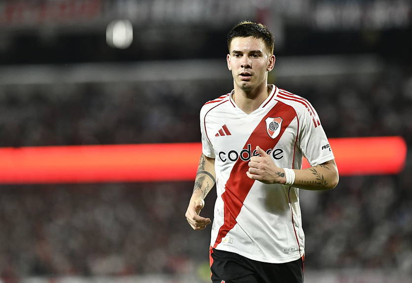 Барселона і Атлетіко цікавляться аргентинським вундеркіндом