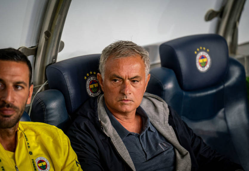 Моурінью може повернутися в один зі своїх колишніх клубів Моурінью може повернутися в один зі своїх колишніх клубів