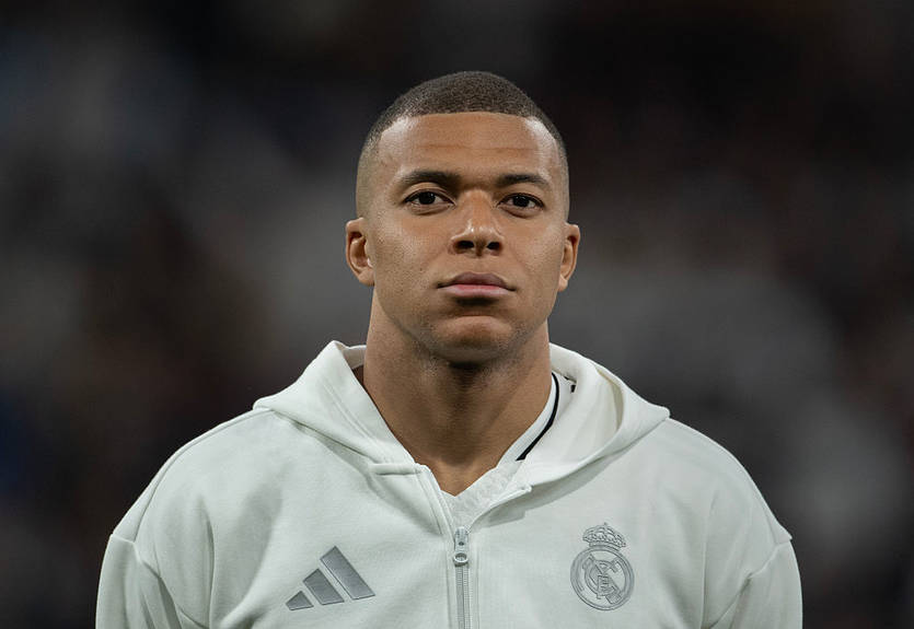 Болельщики Реала освистали Мбаппе во время матча с Атлетиком