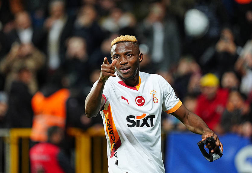 Форвард Наполи может перейти в саудовский клуб