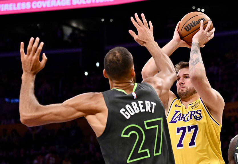 НБА, плей-офф: Миннесота прошла Лейкерс, Хьюстон одержал победу над Голден Стэйт