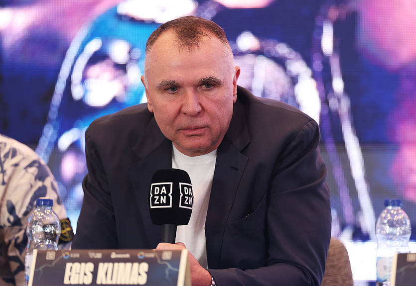 Менеджер Усика назвал лучшего соперника для украинца