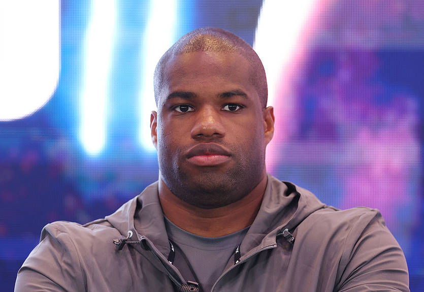 "Він герой для свого народу": Дюбуа розхвалив Усика перед реваншем