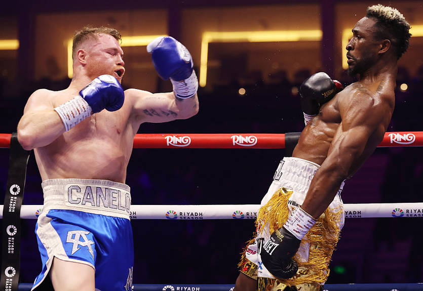 "Ненавижу таких": Альварес остался недоволен соперником в победном бою