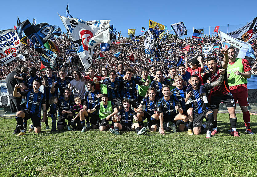 Легенда сборной Италии вывел свой клуб в Серию А впервые за 34 года