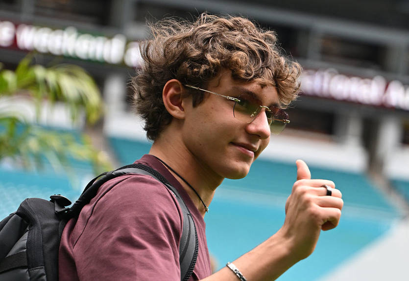 У Ред Булл вибачилися перед Антонеллі за зіпсовану гонку