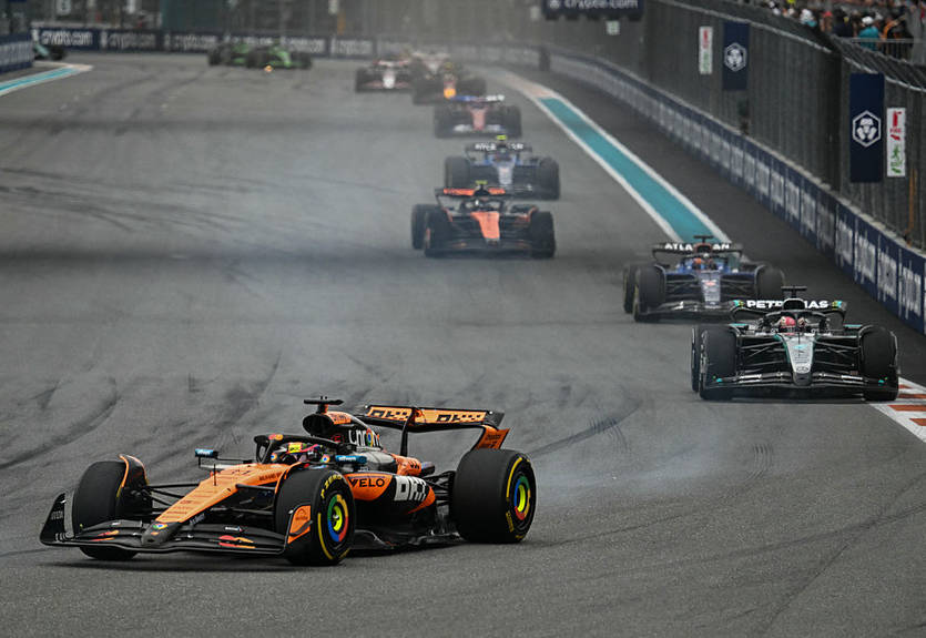 Макларен взял дубль на Гран-при Майами с победой Пиастри Макларен взял дубль на Гран-при Майами с победой Пиастри