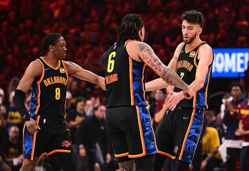 Оклахома встановила рекорд очок за першу половину матчу в історії плей-офф