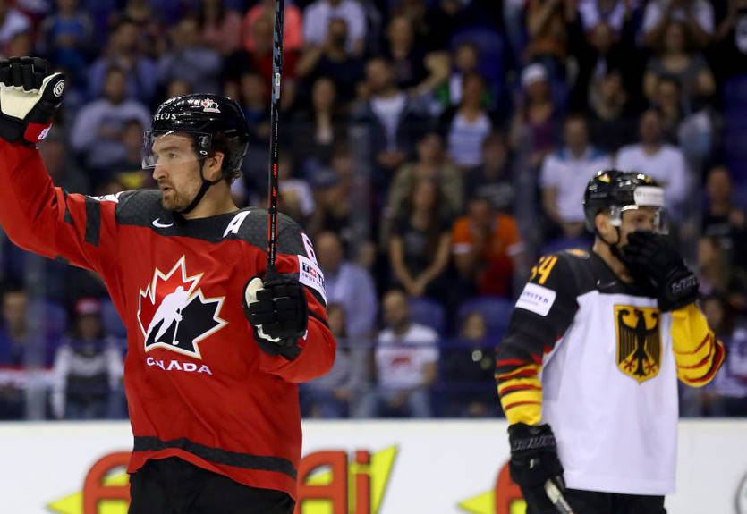 Стали известны лучшие хоккеисты и MVP чемпионата мира-2019