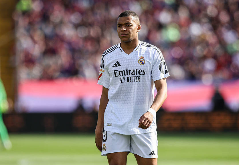 Мбаппе обратился к фанатам Реала после поражения от Барселоны