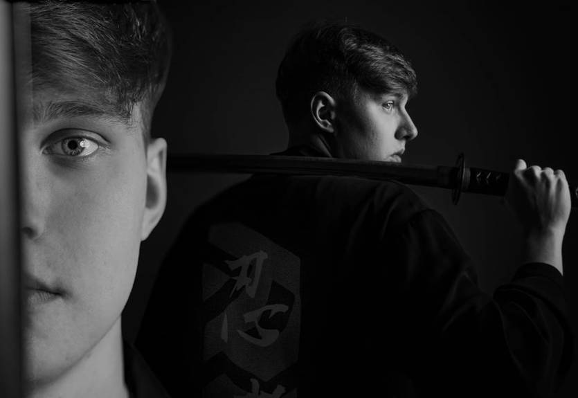 Украинец продлил контракт со шведской организацией