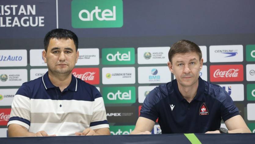 Максим Шацких (справа) / Андижон