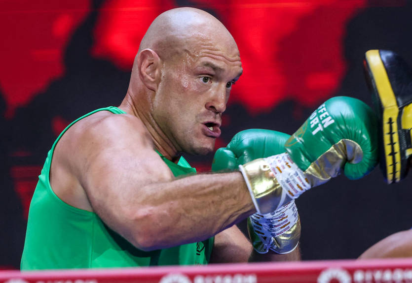 "Он в хорошей форме": Менеджер Фьюри высказался о его будущем