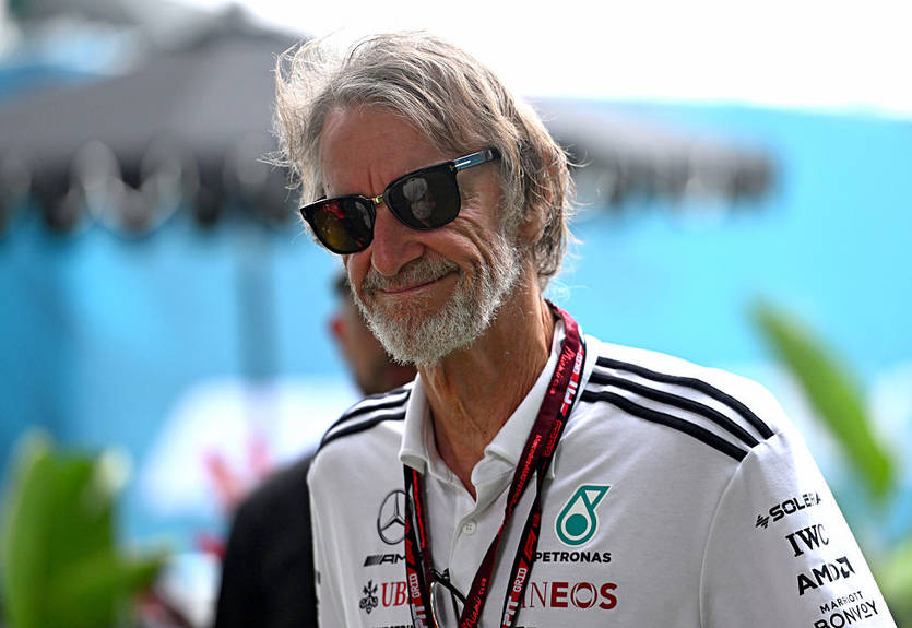 Власник Манчестер Юнайтед збіднів на 8,6 млрд доларів за рік